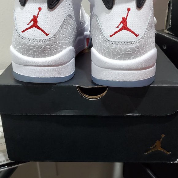 Jordan Son of Mars White Size 11 NEW! - Picture 3 of 4